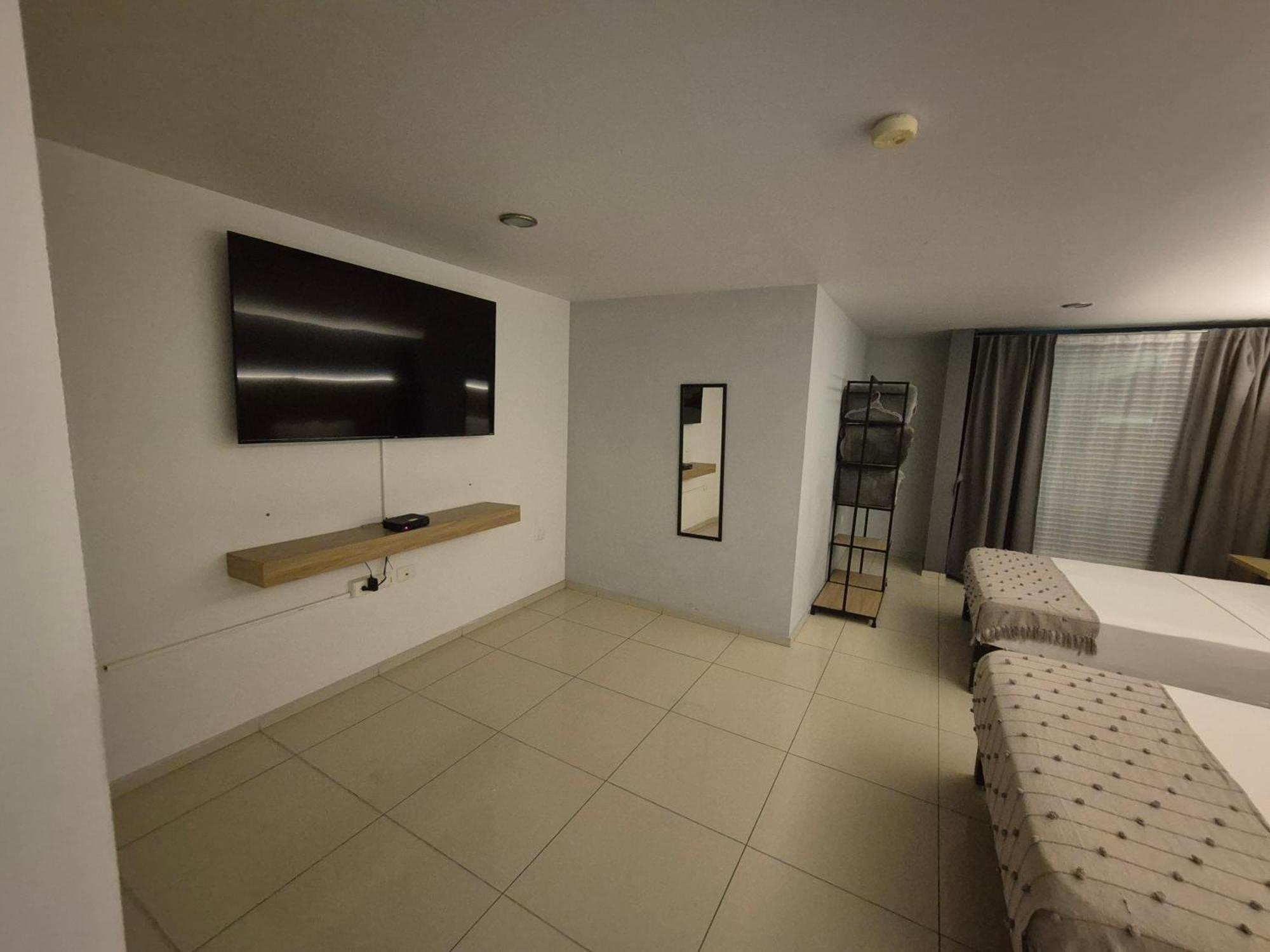 Hotel Casa Galeana Centro Con Estacionamiento Privado Aguascalientes Esterno foto